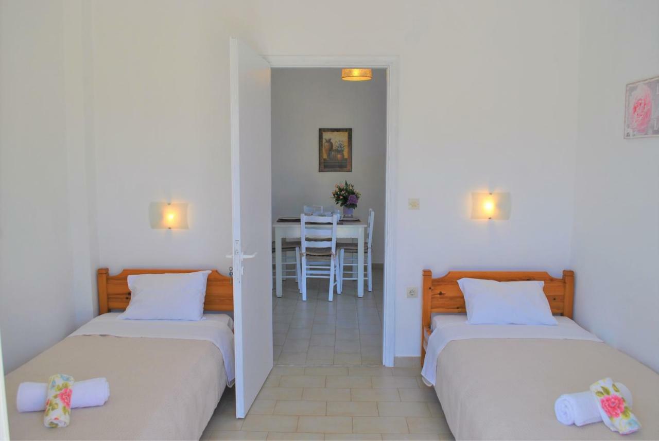 Lefkothea Apartments Kassiopi Exteriör bild