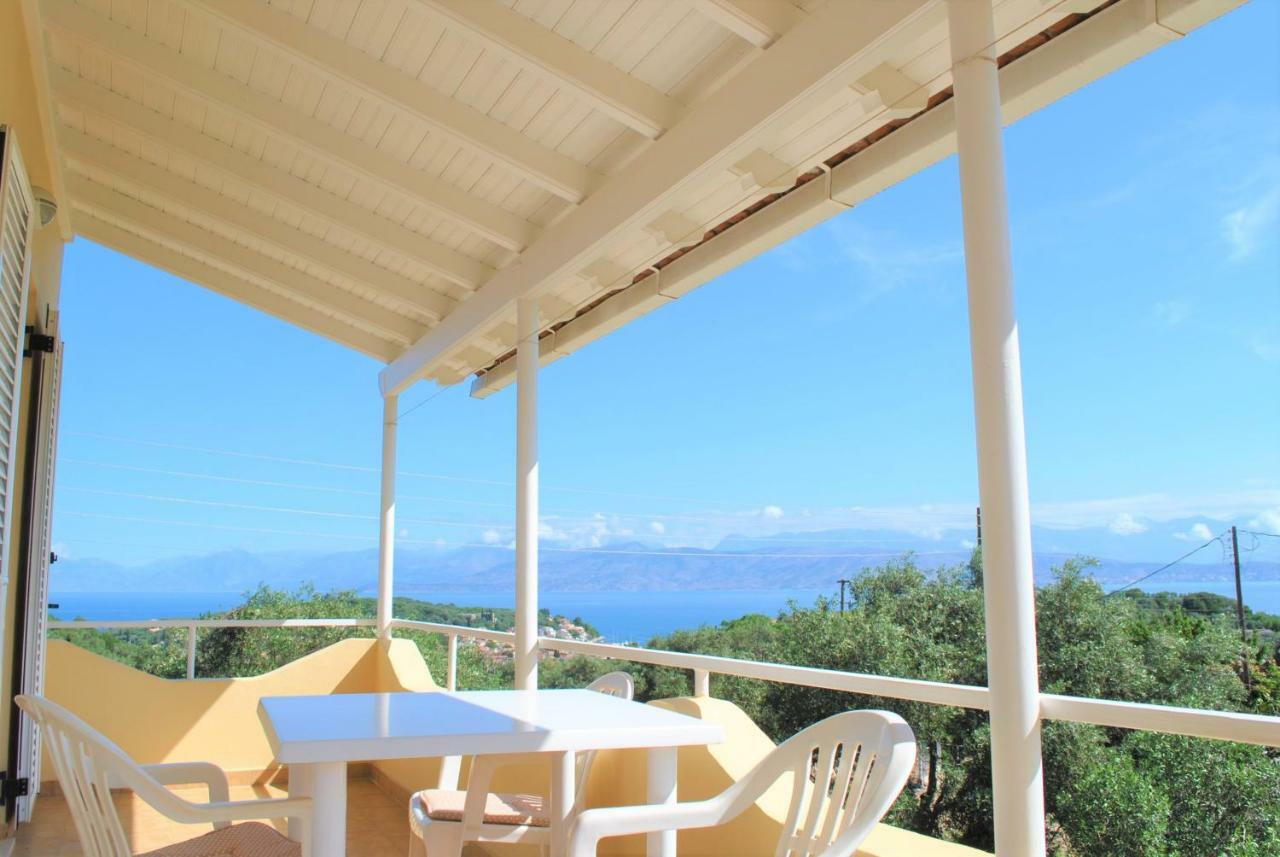 Lefkothea Apartments Kassiopi Exteriör bild