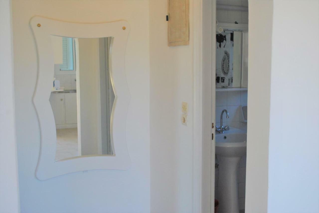 Lefkothea Apartments Kassiopi Exteriör bild